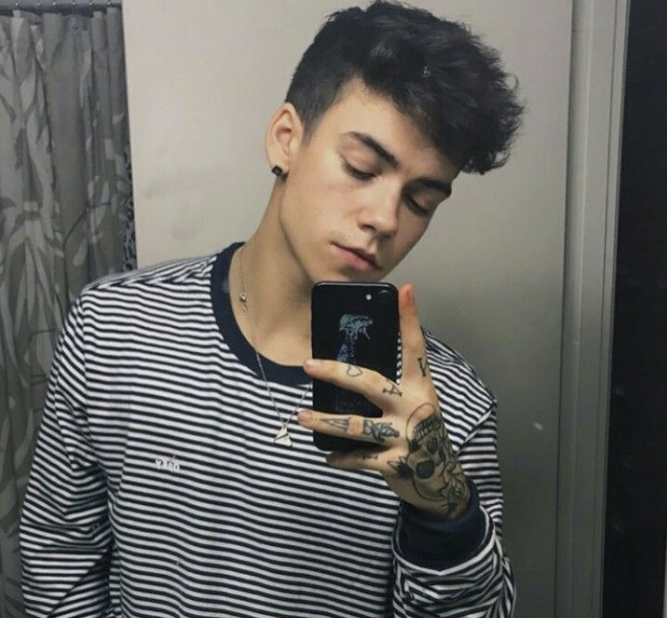 <em>Fernando L.</em>